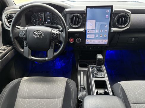 Used 2023 Toyota Tacoma TRD Sport w/ Advanced Technology Package AWD/4WD image 10