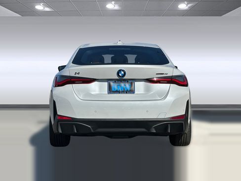 Used 2023 BMW i4 eDrive35 w/ Premium Package RWD image 9