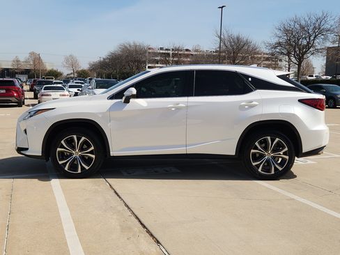 Used 2017 Lexus RX 350 FWD w/ Premium Package image 3