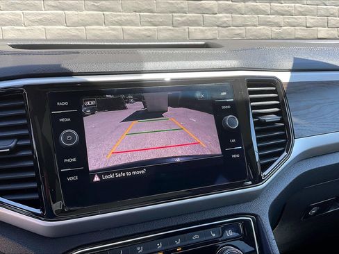 Certified 2022 Volkswagen Atlas SE w/ Panoramic Sunroof Package FWD image 21