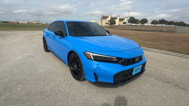Used 2026 Honda Civic Sport image 2