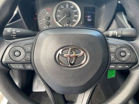 Used 2022 Toyota Corolla LE image 15