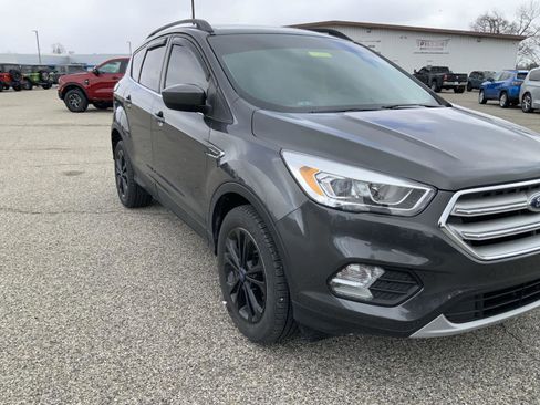 Used 2018 Ford Escape SEL image 15