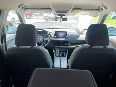 Used 2023 Nissan Rogue SV FWD image 14