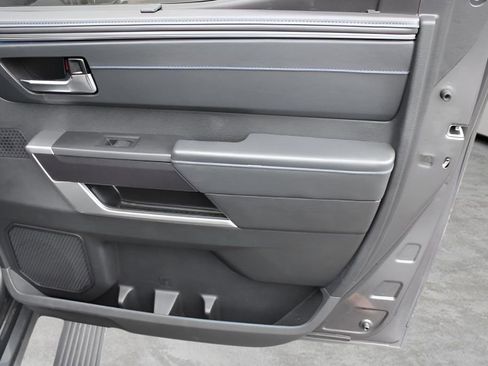 Used 2022 Toyota Tundra Platinum w/ Advanced Package image 27