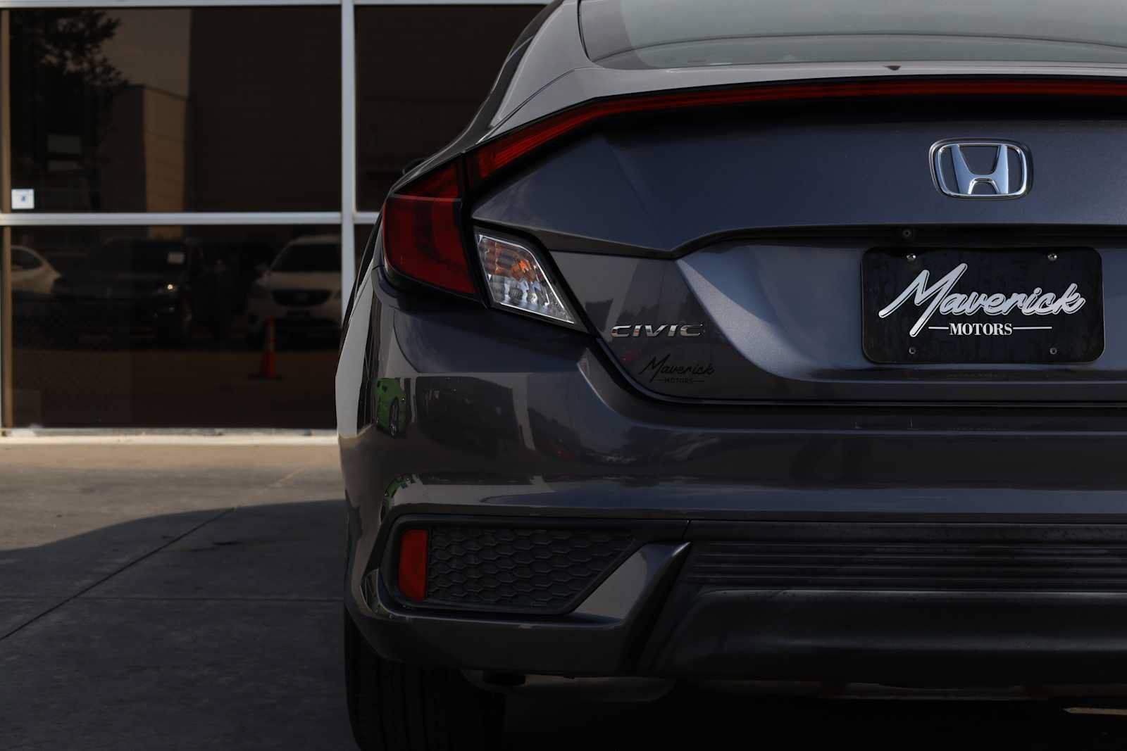 Used 2019 Honda Civic EX image 39