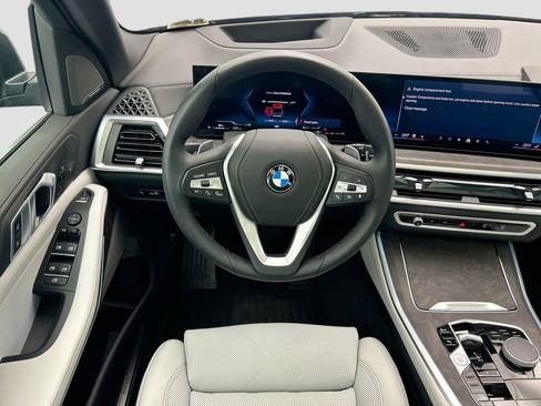 Certified 2026 BMW X5 sDrive40i w/ Climate Comfort Package image 10