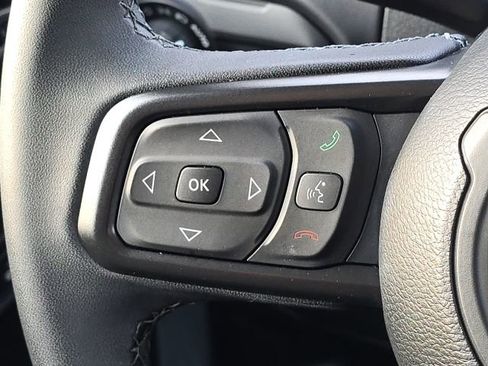 Used 2025 Jeep Wrangler Unlimited Rubicon 4xe image 36