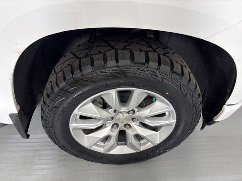 Used 2022 Chevrolet Silverado 1500 Custom w/ Safety Confidence Package image 13