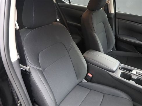 Used 2025 Nissan Sentra S image 35