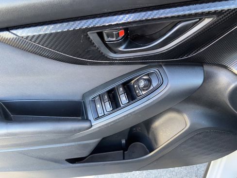 Used 2019 Subaru Crosstrek 2.0i Premium image 9