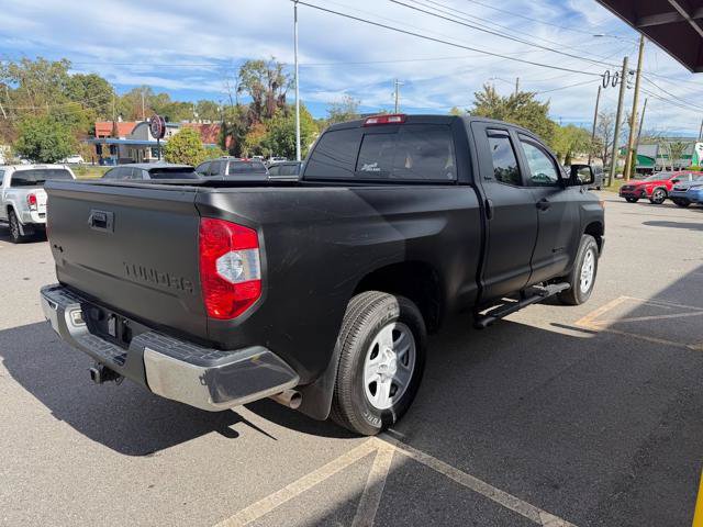 Used 2017 Toyota Tundra SR5 AWD/4WD image 4