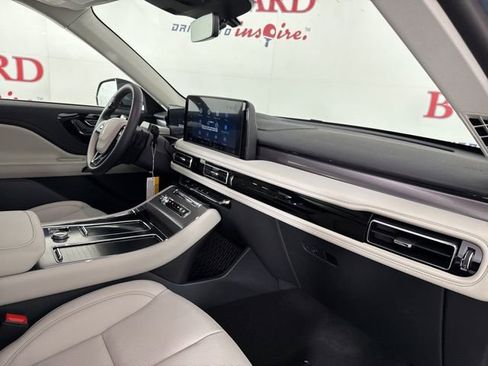 New 2026 Lincoln Aviator 2WD image 20