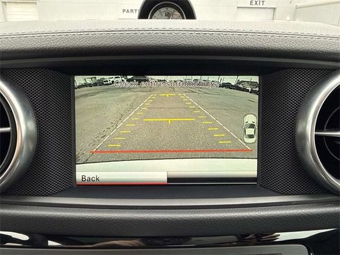 Used 2015 Mercedes-Benz SL 550 image 17