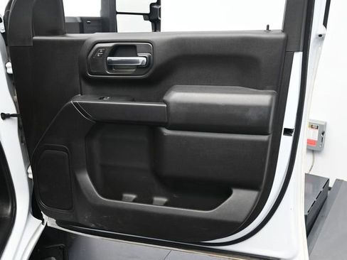 Used 2024 Chevrolet Silverado 3500 W/T image 28