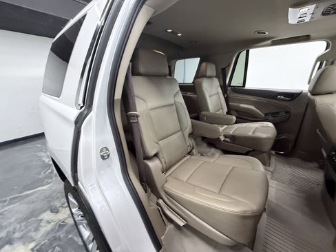 Used 2018 GMC Yukon SLT w/ Premium Edition AWD/4WD image 23