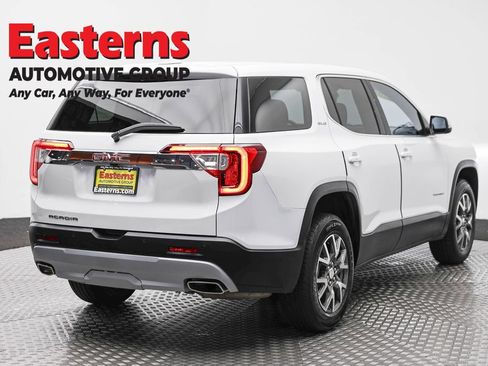 Used 2023 GMC Acadia SLE FWD image 5