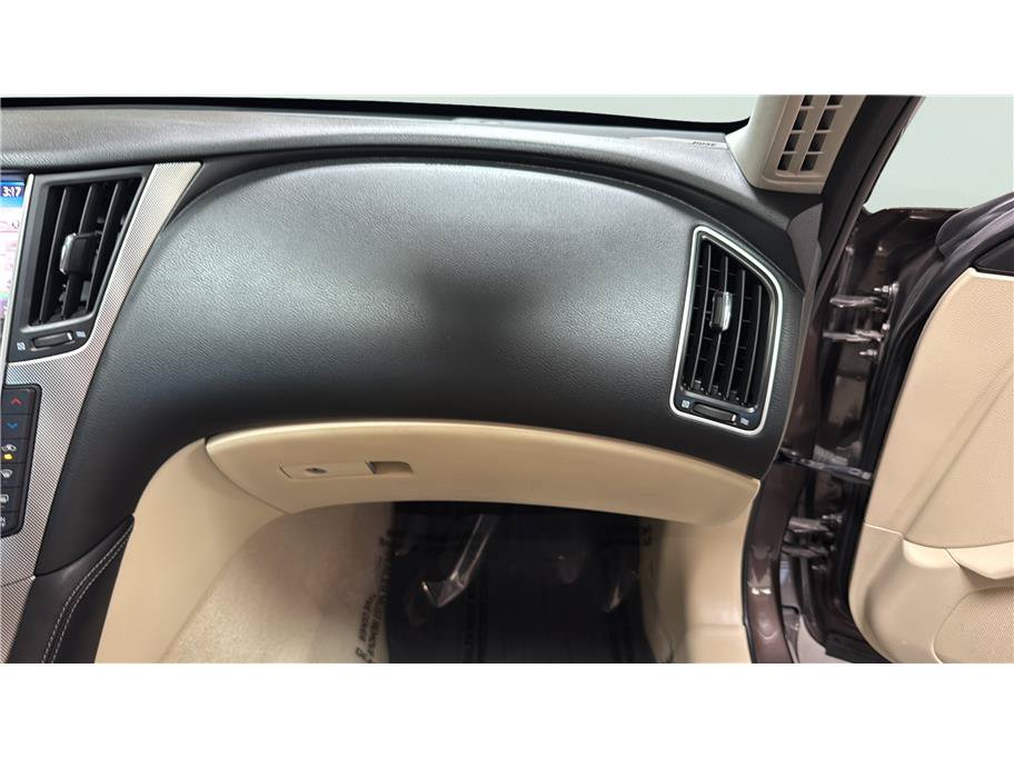 Used 2015 INFINITI Q50 Premium w/ Navigation Package RWD image 28