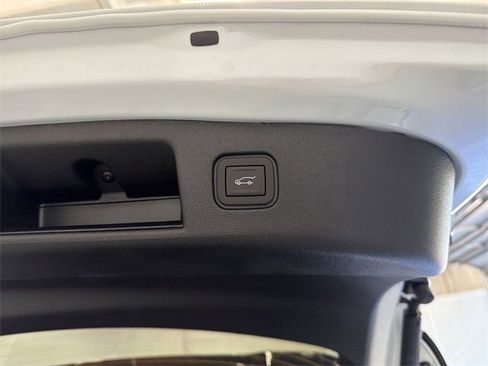 New 2026 Chevrolet Blazer EV SS image 17