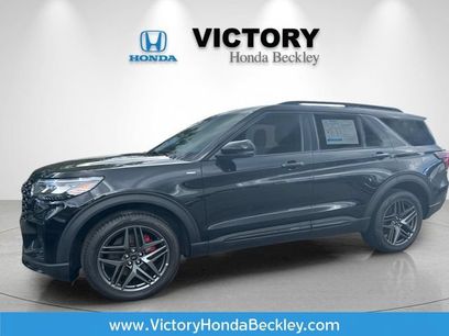 Used 2025 Ford Explorer ST-Line w/ ST-Line Street Pack