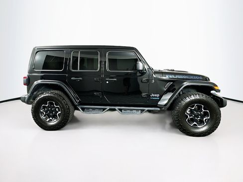 Used 2022 Jeep Wrangler Unlimited Rubicon 4xe w/ Cold Weather Group AWD/4WD image 10