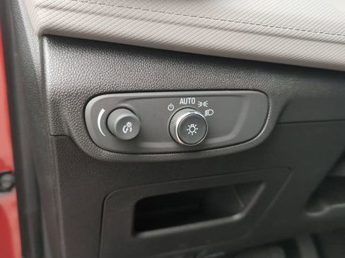 Certified 2026 Chevrolet TrailBlazer LT w/ Convenience Package image 18