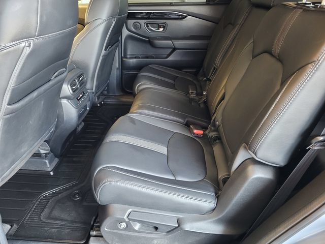 Used 2025 Honda Pilot Touring image 18