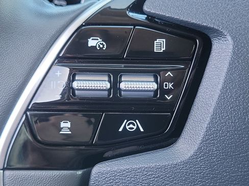 Used 2025 Kia Niro Wind FWD image 8