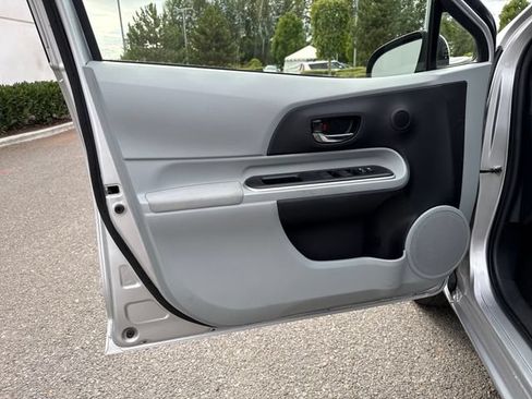 Used 2014 Toyota Prius C Two FWD image 16