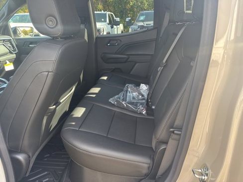 New 2026 GMC Canyon Elevation w/ Convenience Package image 15