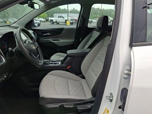Used 2018 Chevrolet Equinox LS FWD image 13