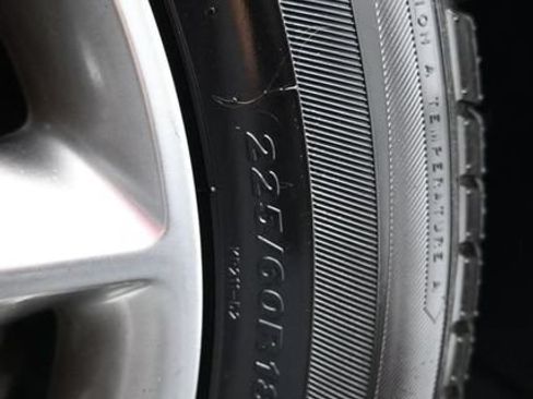 Used 2018 Jeep Cherokee Limited AWD/4WD image 55