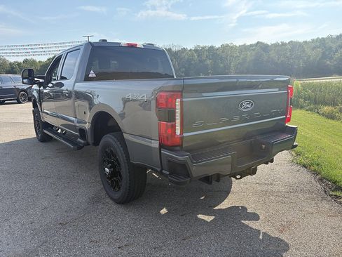 New 2027 Ford F350 XLT w/ XLT Premium Package AWD/4WD image 3