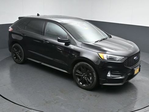 Certified 2021 Ford Edge ST-Line w/ Class II Trailer Tow Package image 41