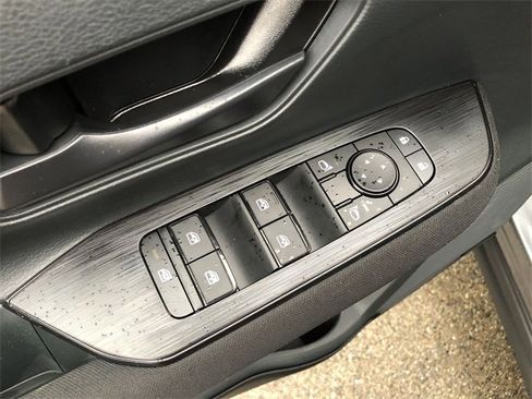 Certified 2025 Nissan Kicks S w/ Charging Package image 20