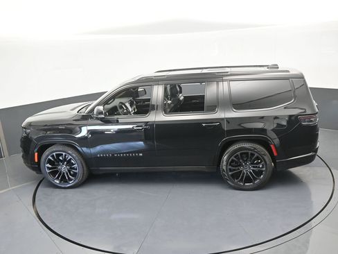 Used 2024 Jeep Grand Wagoneer Series III w/ Quick Order Packagew 28T image 70