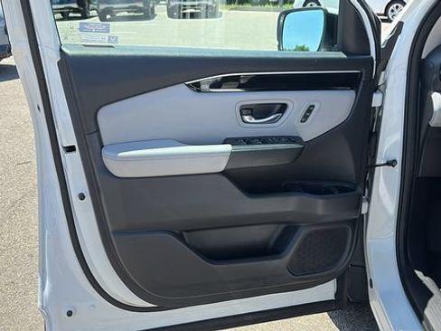 Used 2023 Honda Pilot EX-L image 9