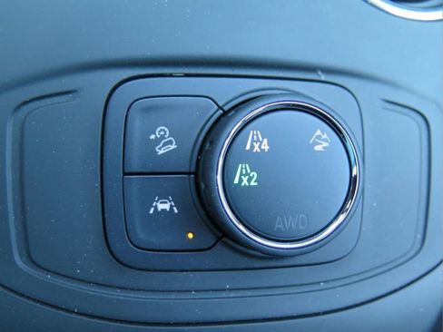 Used 2023 GMC Terrain SLE w/ Elevation Edition AWD/4WD image 14