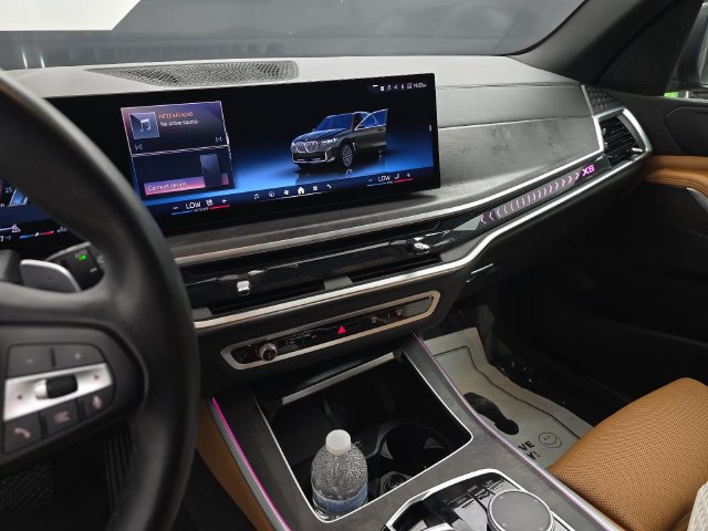 Used 2024 BMW X5 xDrive40i AWD/4WD image 18