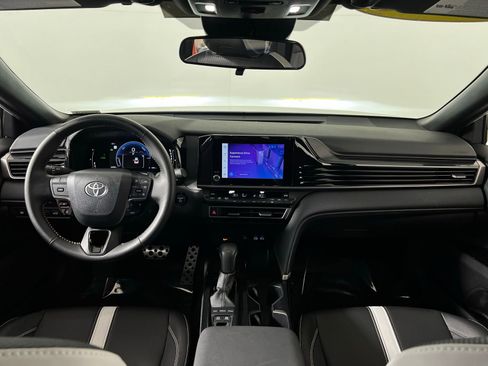 Certified 2025 Toyota Camry SE image 23