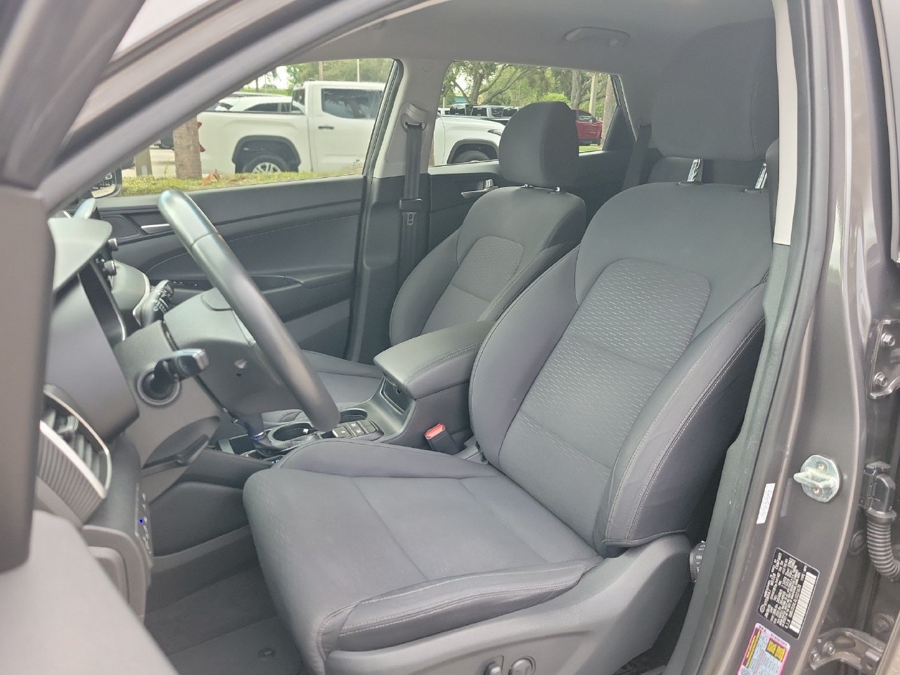 Used 2020 Hyundai Tucson Sport FWD image 16