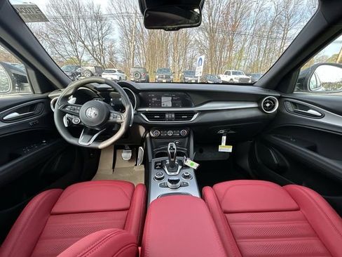 New 2026 Alfa Romeo Stelvio Sprint w/ Convenience Package AWD/4WD image 12