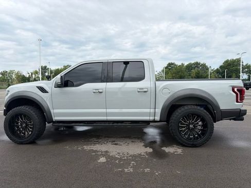 Used 2017 Ford F150 Raptor w/ Equipment Group 802A Luxury AWD/4WD image 11