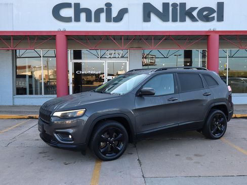 Used 2020 Jeep Cherokee Latitude Plus image 1
