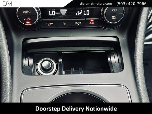 Used 2016 Mercedes-Benz CLA 250 4MATIC image 40