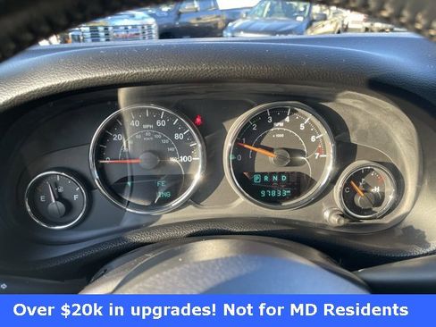 Used 2015 Jeep Wrangler Unlimited Sahara image 18