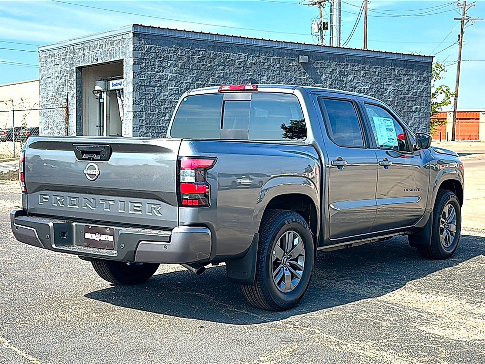 New 2027 Nissan Frontier SV RWD image 8