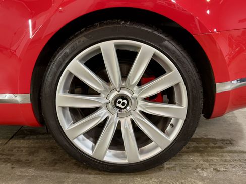 Used 2015 Bentley Continental GT image 43