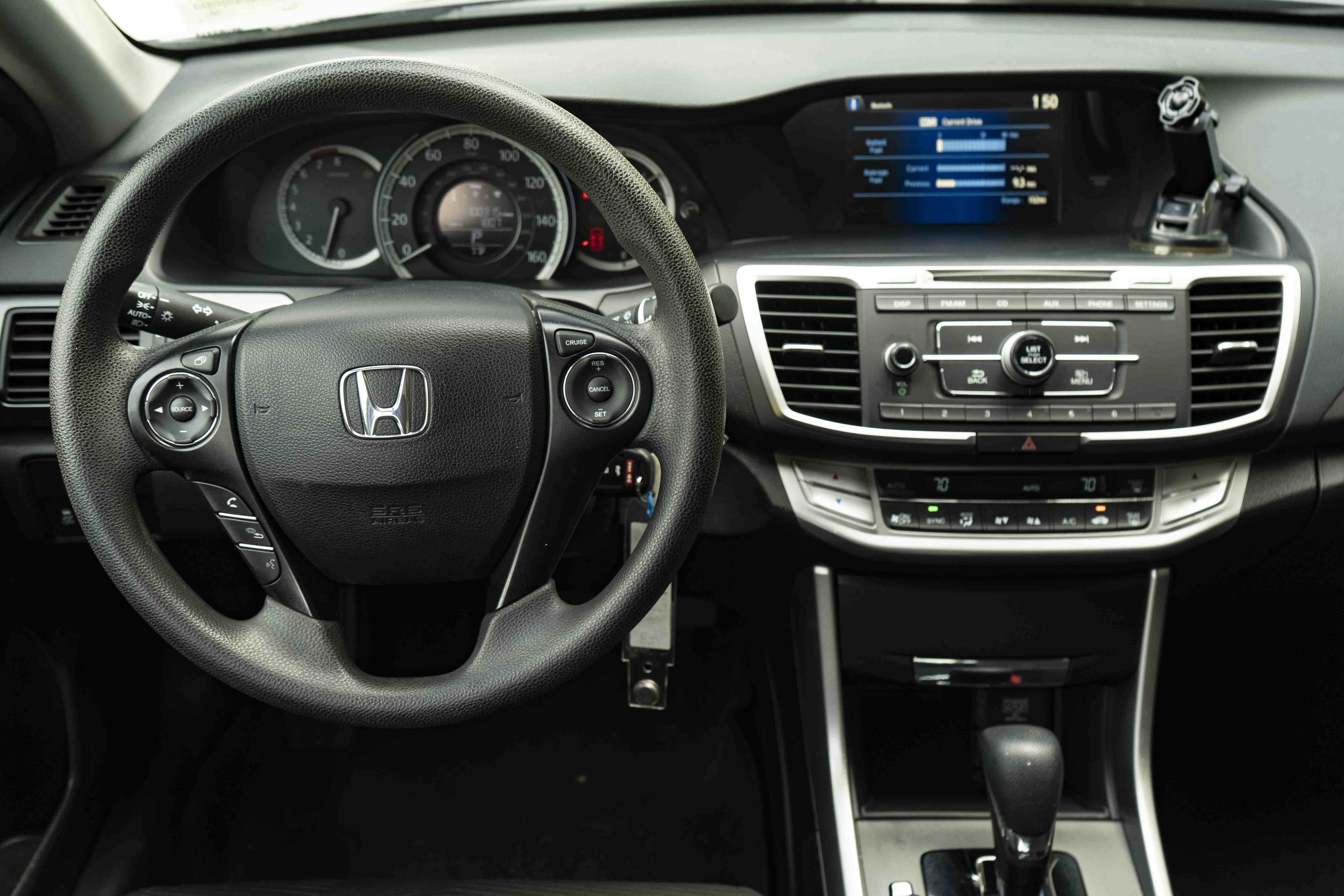 Used 2015 Honda Accord LX image 19