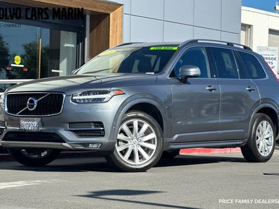 Used 2018 Volvo XC90 T6 Momentum w/ Convenience Package